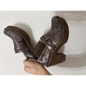 Born heeled shoes size 8